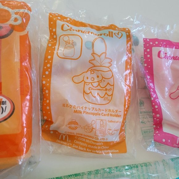 SANRIO MCDONALDS Limited Happy Meal Hello Kitty & Cinnamonroll Stuff Toy Set - Picture 4 of 10
